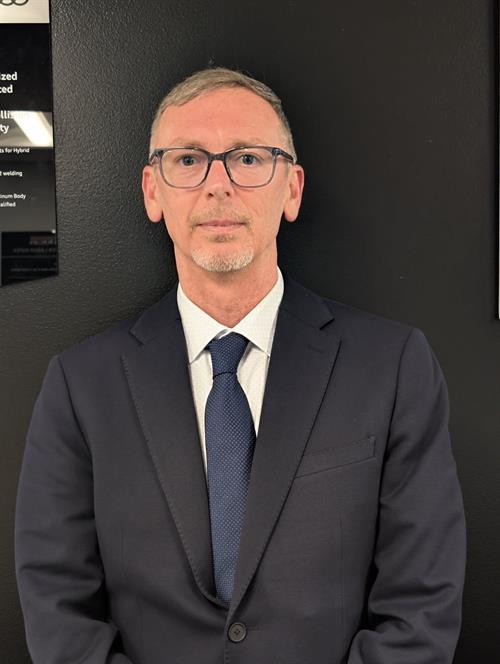 Craig  RobinsonStaff Image